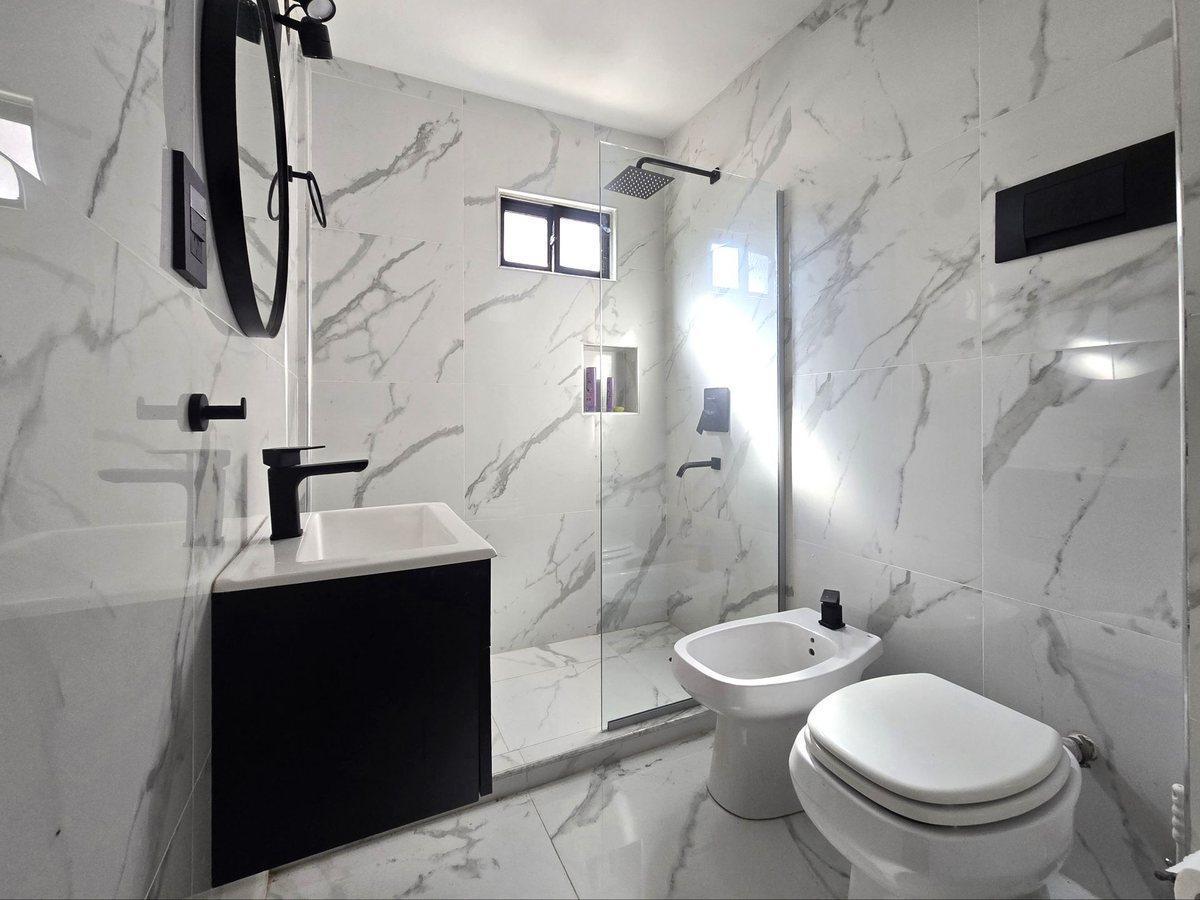 Foto de VENTA DOS AMBIENTES TOTALMENTE RENOVADO COLEGIALES, imagen 1