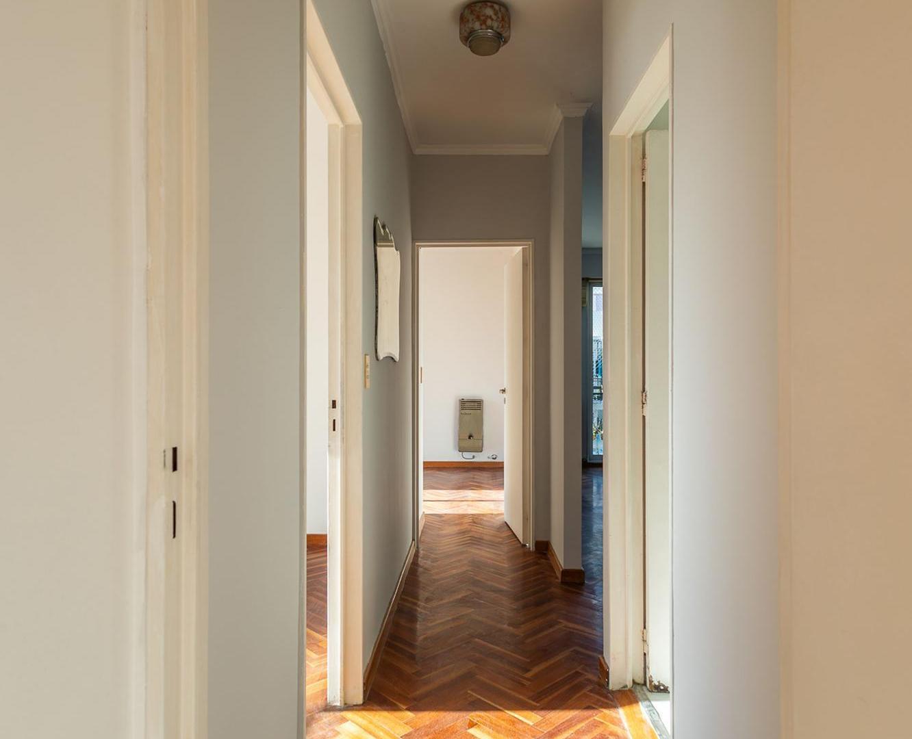 Foto de VILLA SANTA RITA: VENTA 4 AMB+COCHERA PISO ALTO, imagen 3