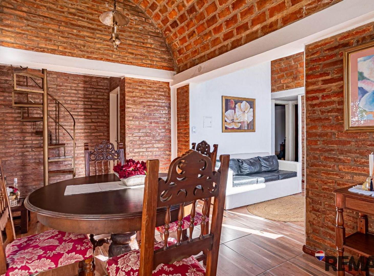 Foto de VENTA CASA 4 AMB + ESCRITORIO-PILETA-APTO CREDITO, imagen 5