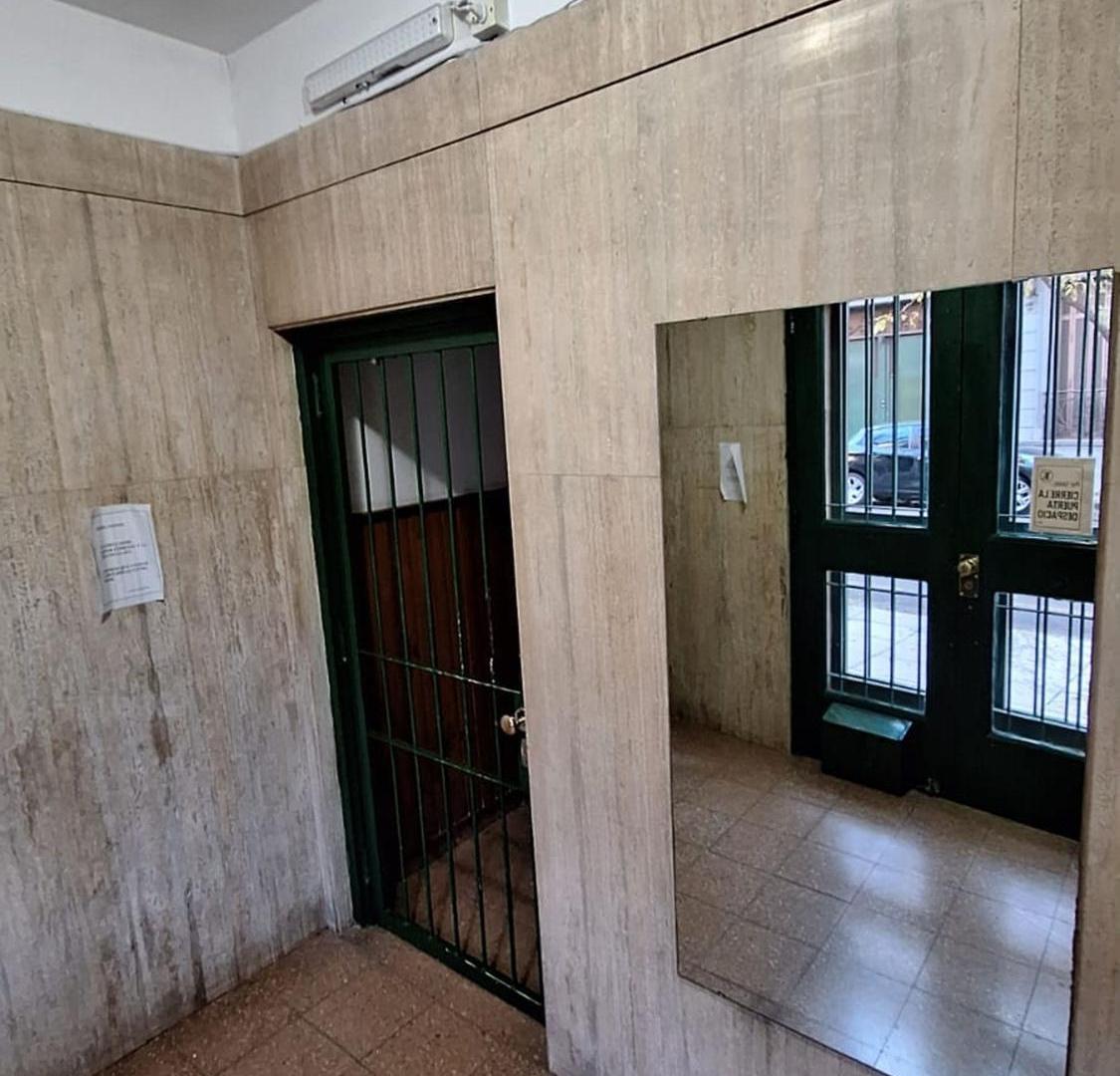 Foto de Departamento a Refaccionar 2 ambientes -San Telmo., imagen 3