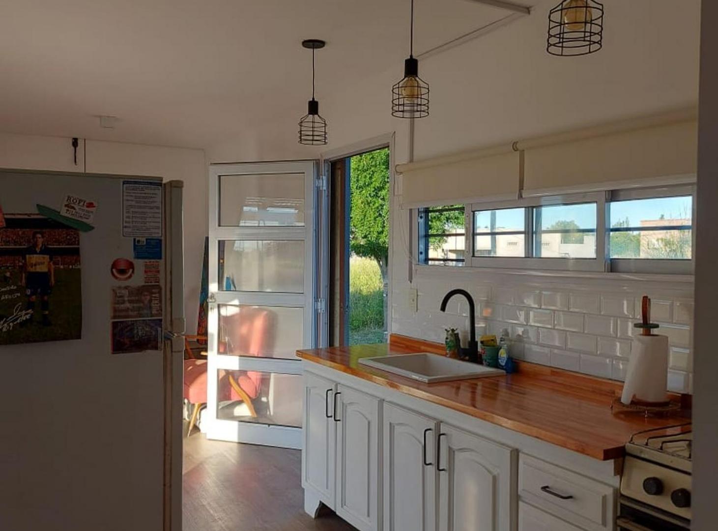 Foto de VENTA HERMOSA CASA CONTAINER DE 2AMBIE/C/PILETA!!!, imagen 5