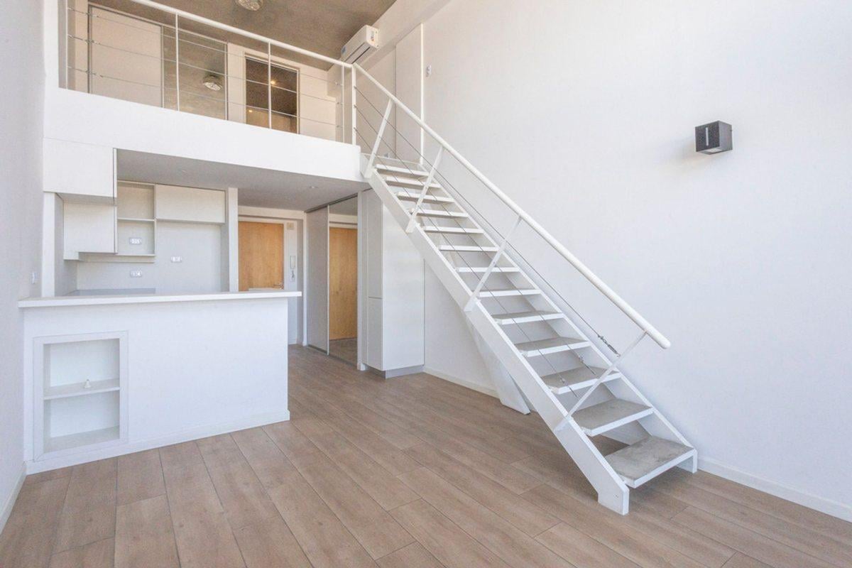 Foto de COLEGIALES IMPECABLE 2 AMB DUPLEX + COCHERA, imagen 1