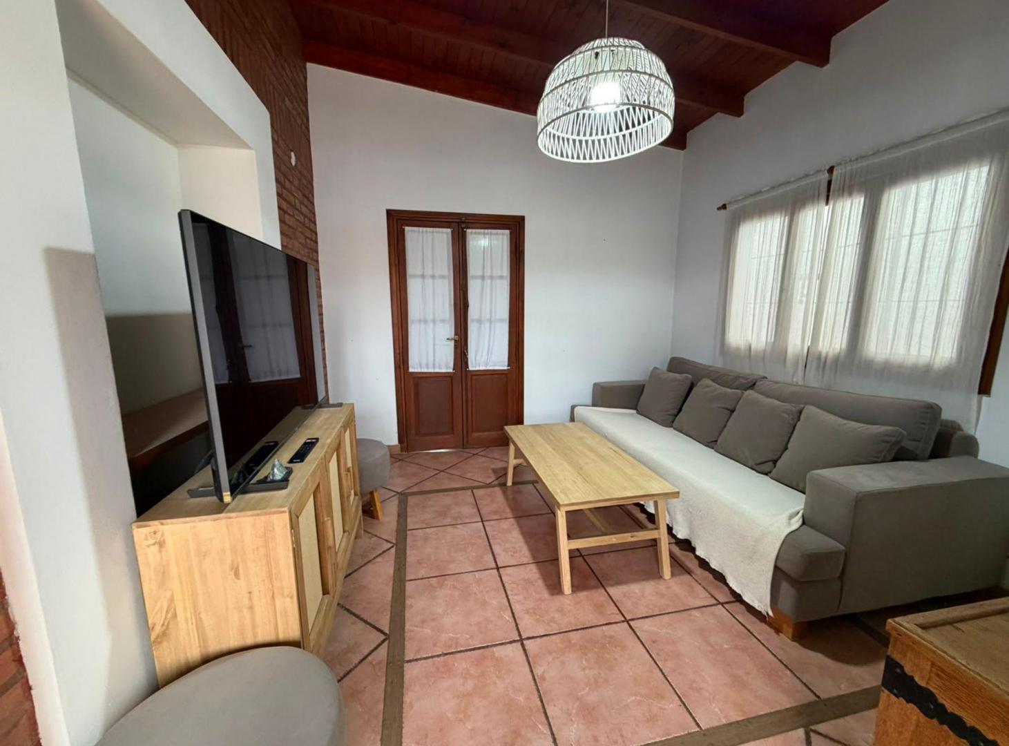 Foto de VENTA CASA CENTRICA 3 AMBIENTES CON PATIO Y GARAJE, imagen 3
