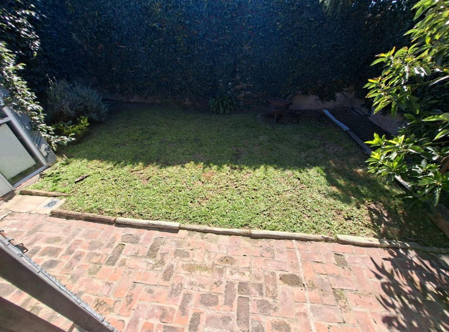 Foto de VENTA CASA CENTRICA 3 AMBIENTES CON PATIO Y GARAJE, imagen 3