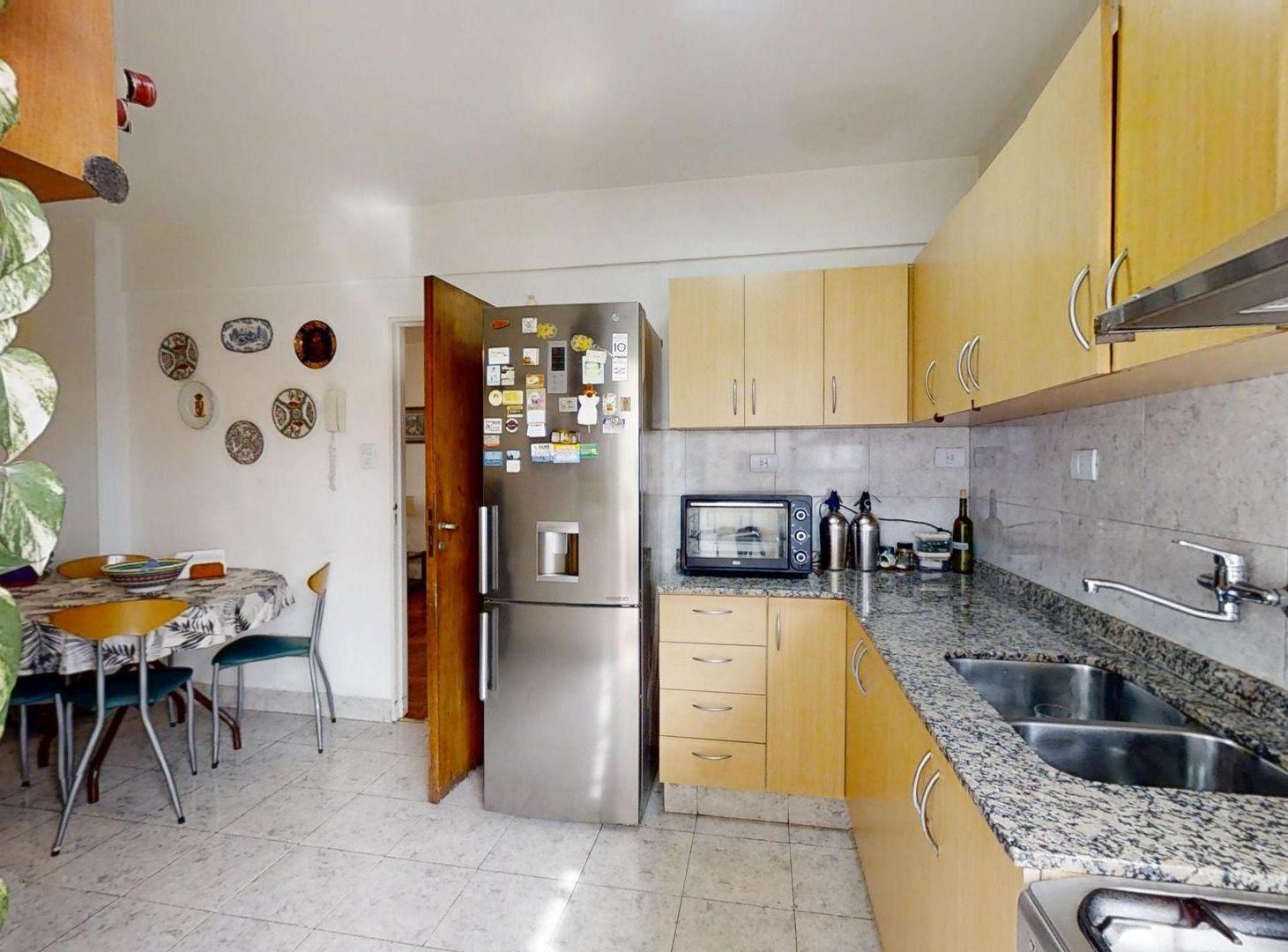 Foto de VENTA DEPTO/4 AMBIENTES-C/BALCON/EXCELENTE ESTADO!, imagen 4