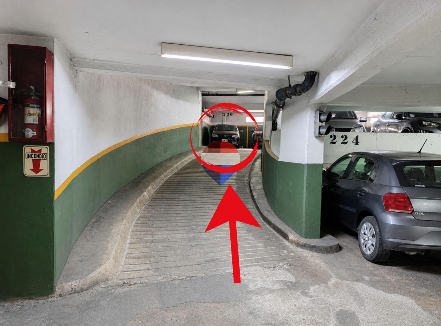 Foto de VENTA COCHERA CUBIERTA 24 HS EN RECOLETA, imagen 5