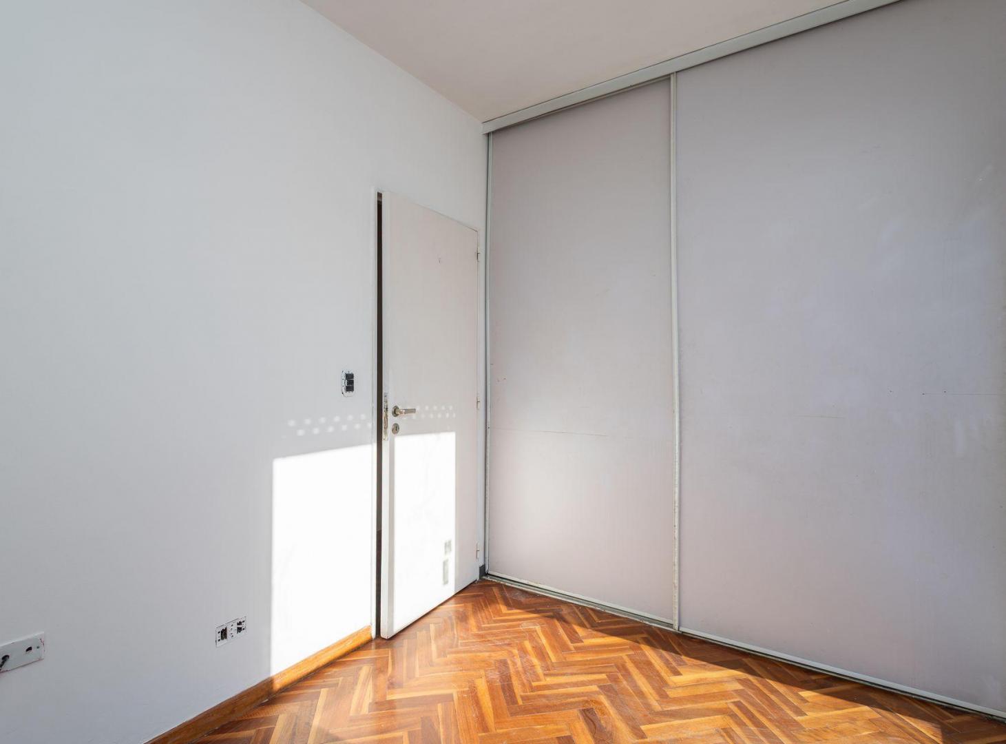 Foto de VILLA SANTA RITA: VENTA 4 AMB+COCHERA PISO ALTO, imagen 5