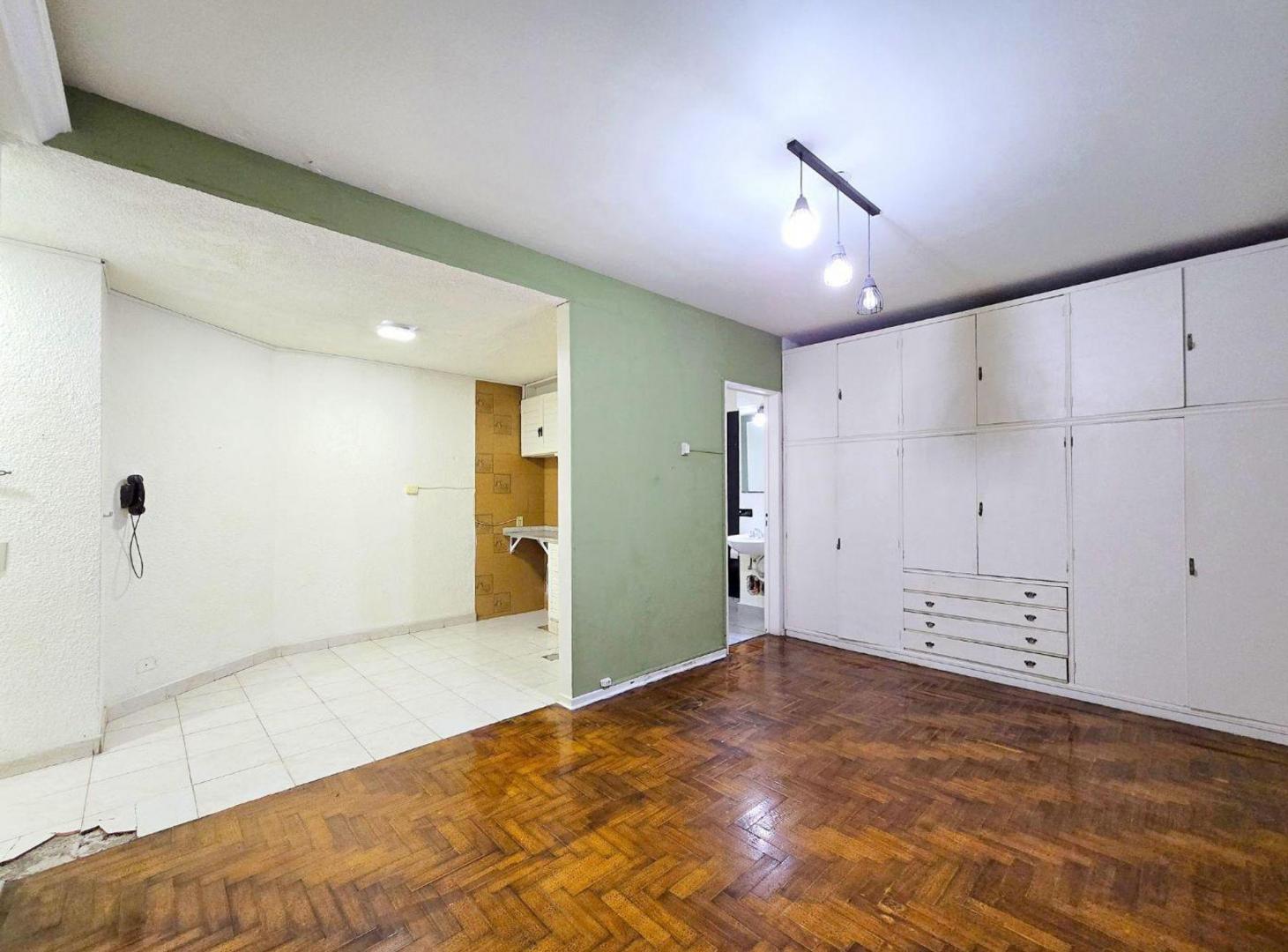 Foto de VENTA MONOAMBIENTE CON PATIO EN MONTE CASTRO, imagen 2