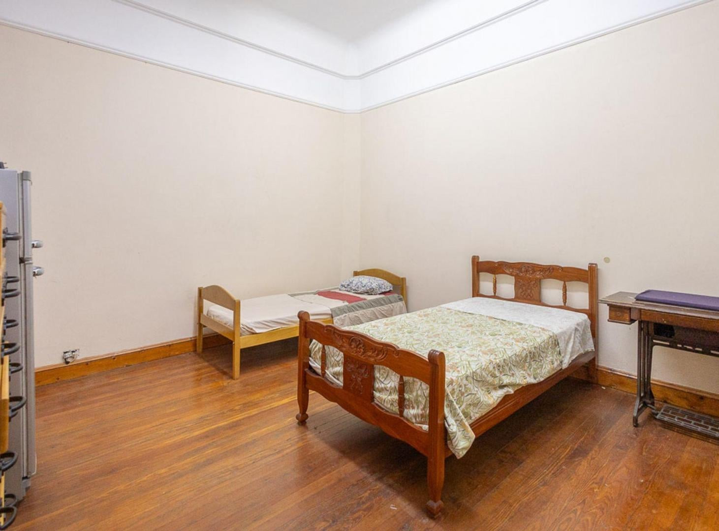 Foto de VENTA OFICINA DE 4 AMBIENTES CON PATIO, imagen 2