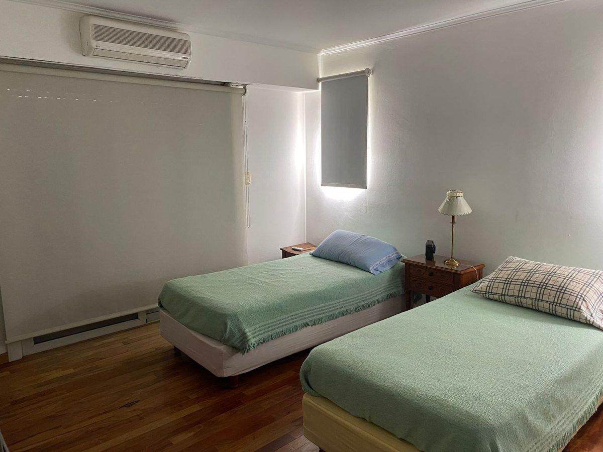 Foto de CASA EN VENTA , B ° LUJAN DEL SOL, CON PILETA, imagen 2