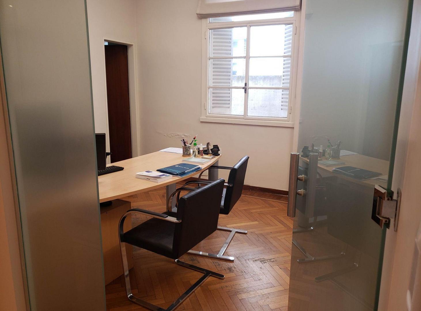 Foto de SAN NICOLAS: VENTA DEPARTAMENTO DE 4 AMB + BALCÓN, imagen 4