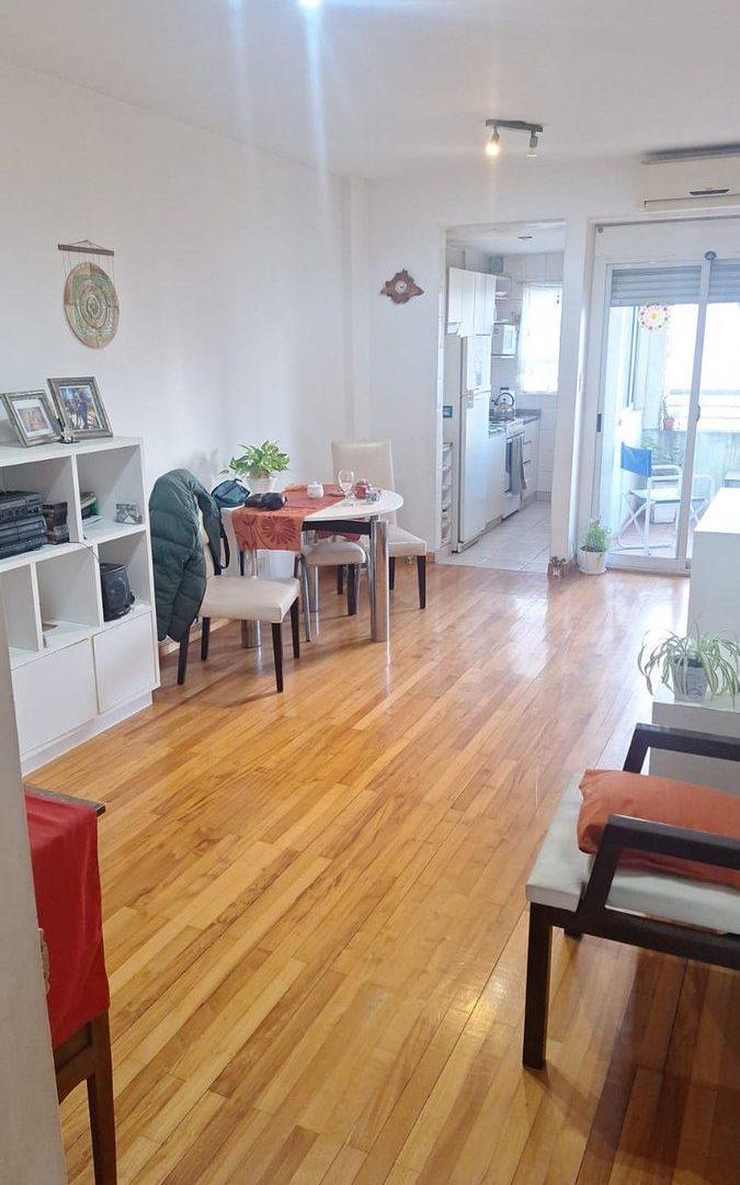 Foto de Venta Depto 3 ambientes con balcón al frente, imagen 2