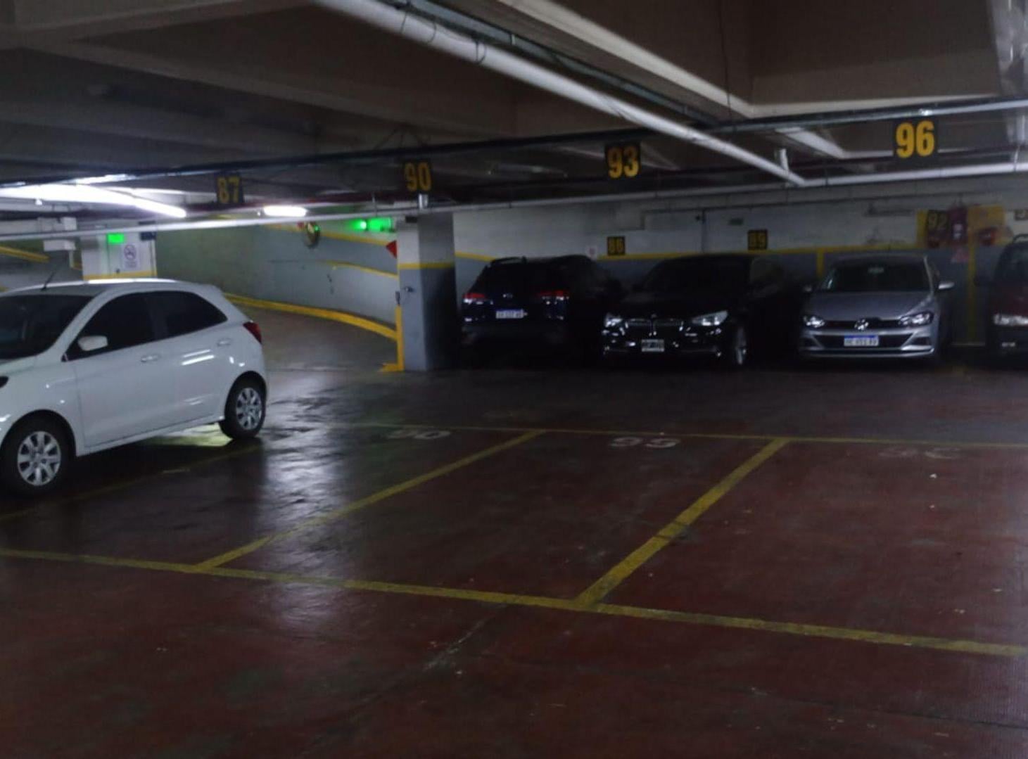 Foto de COCHERA EN IDEAL ZONA DE BELGRANO!!!, imagen 4