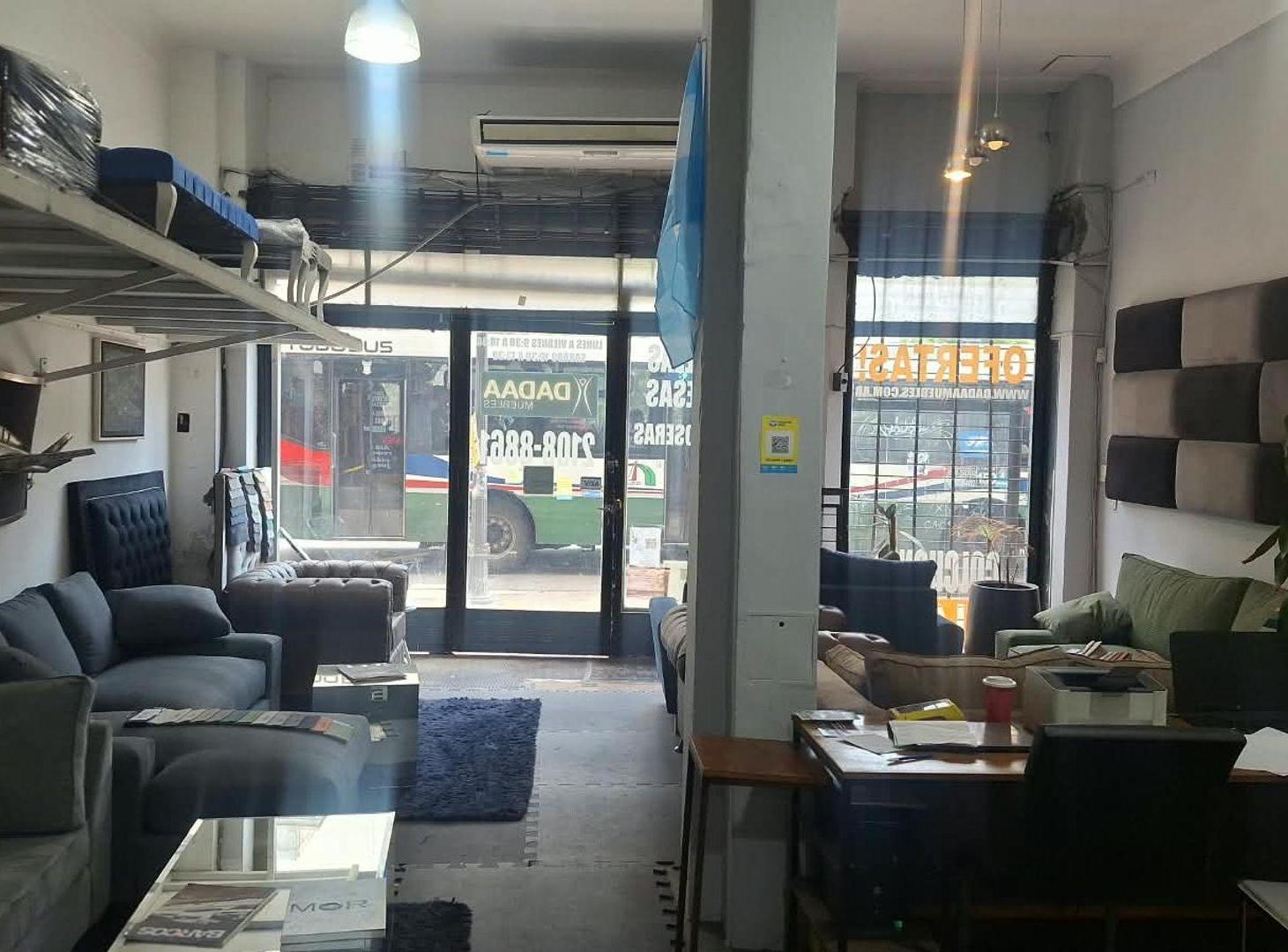 Foto de SAN CRISTOBAL: VENTA DE LOCAL A LA CALLE + SOTANO, imagen 1