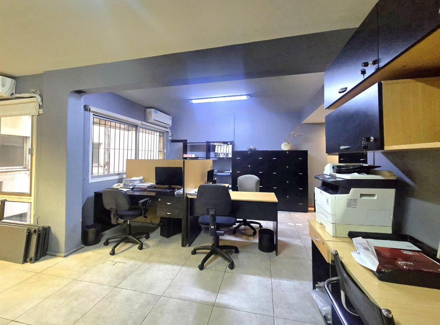 Foto de VENTA OFICINAS RENOVADAS AV. CÓRDOBA, imagen 4