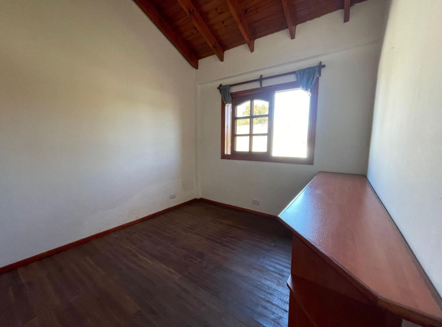 Foto de DUPLEX 3 AMBIENTES BERAZATEGUI COCHERA, imagen 5