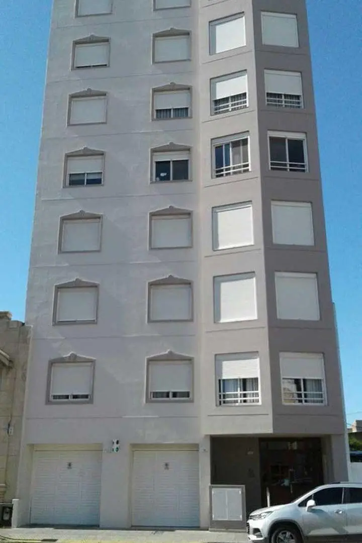 Departamento de 65 m² con 2 Dormitorios en Alquiler en Centro 2