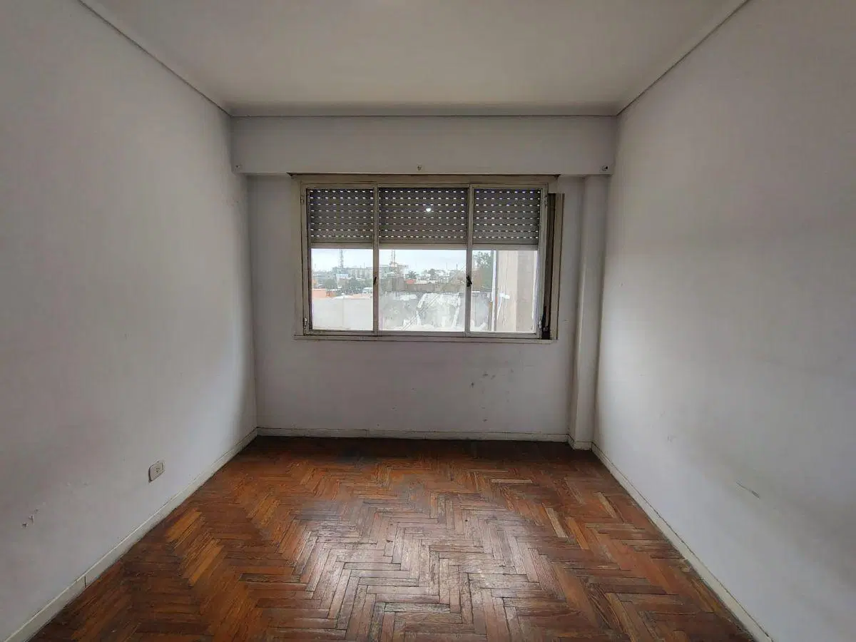 Amplio Departamento 3 Ambientes Con Patio Y Balcon ! 5