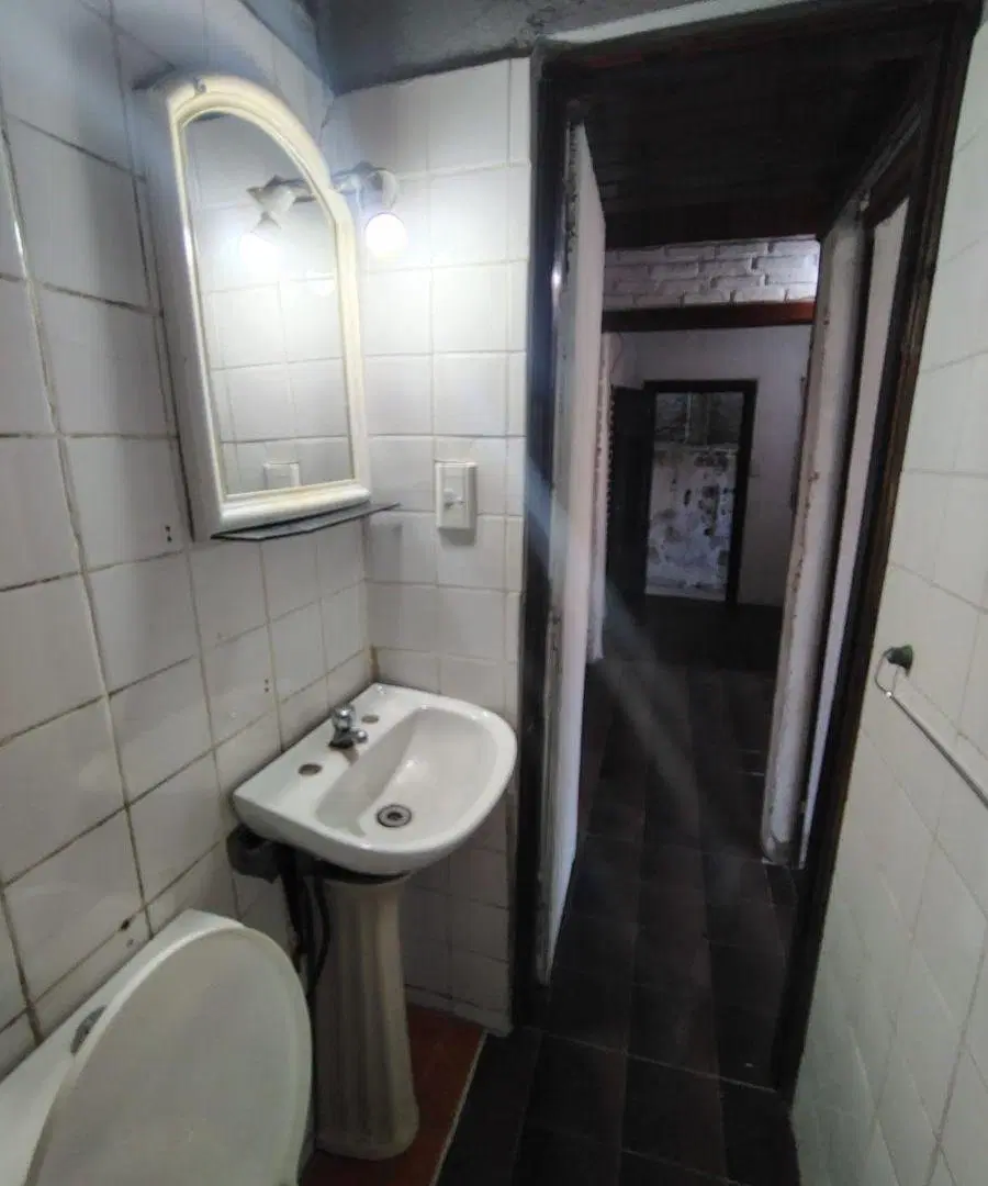 Amplio 2 Ambientes Con Baño ! 5