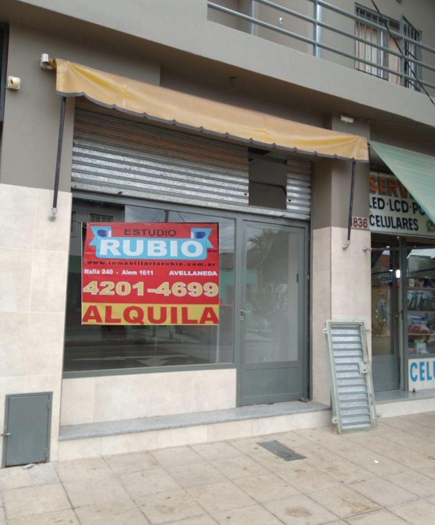 Foto de Amplio local con baño en excelente ubicacion !, imagen 1