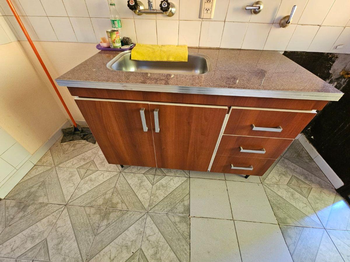 Foto de Amplio departamento 4 ambientes !, imagen 4