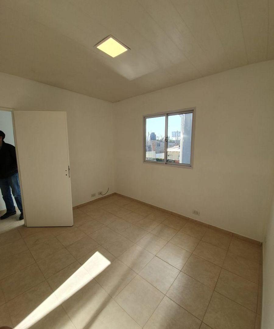 Foto de Amplio duplex 3 ambientes con patio !, imagen 3