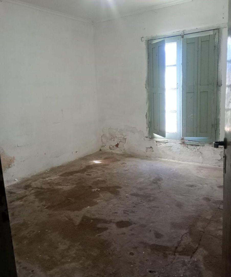 Foto de Casa funcional en Santo Tomé a modernizar, imagen 2