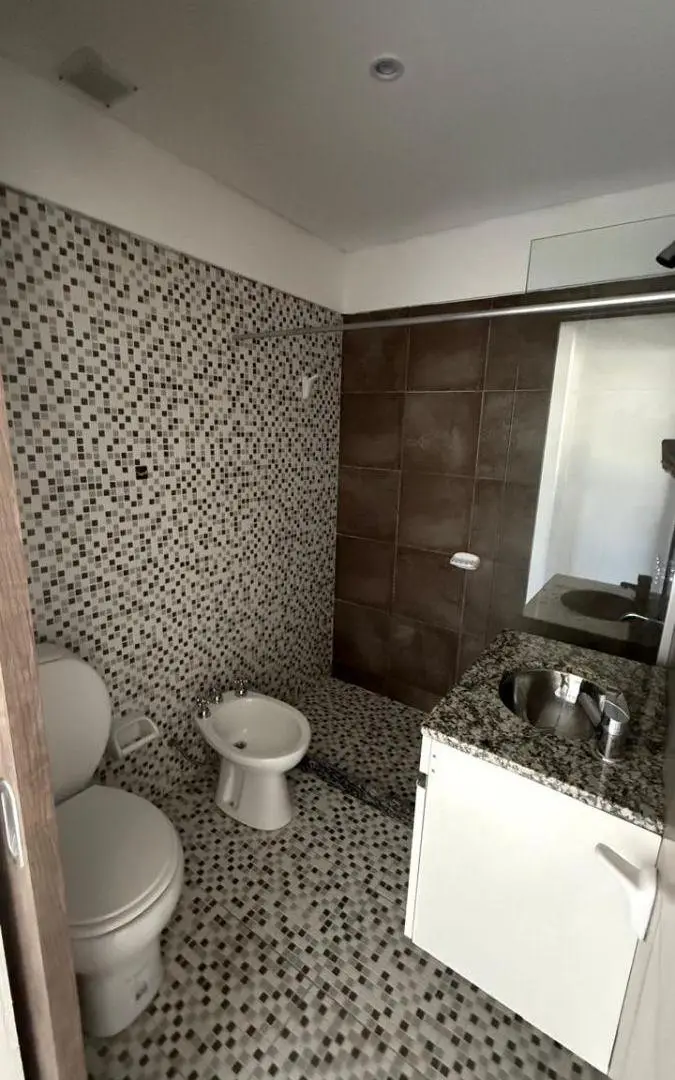 Departamento 2 dormitorios en venta en Alto Alberdi 3