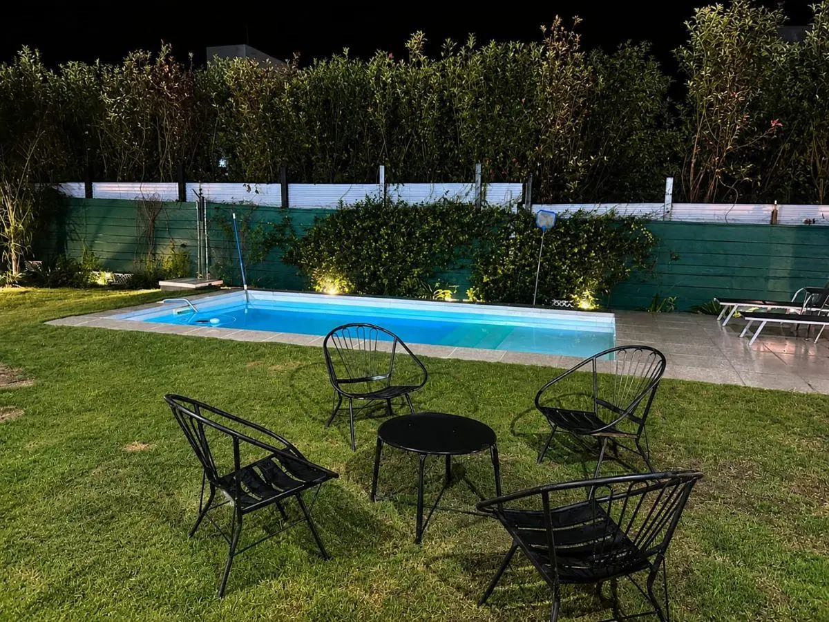 Duplex en venta 3 dormitorios, estudio y pileta 2
