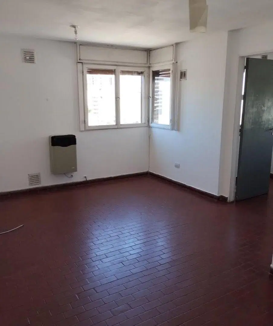 Alquiler - Güemes - S/cañada a mts de la Feria - piso alto - 1 dor - Seg 2
