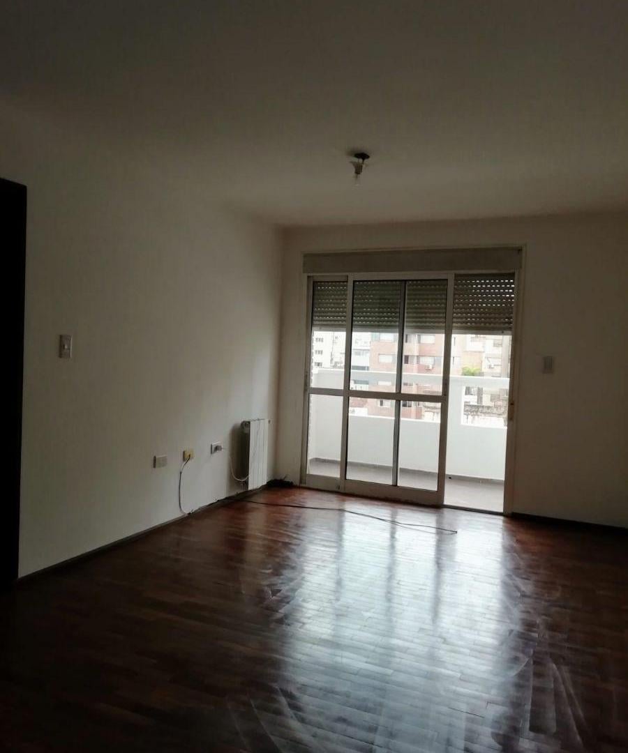 Alq. Dpto. 2 Dorm . 2 Baños CENTRO sobre Cañada