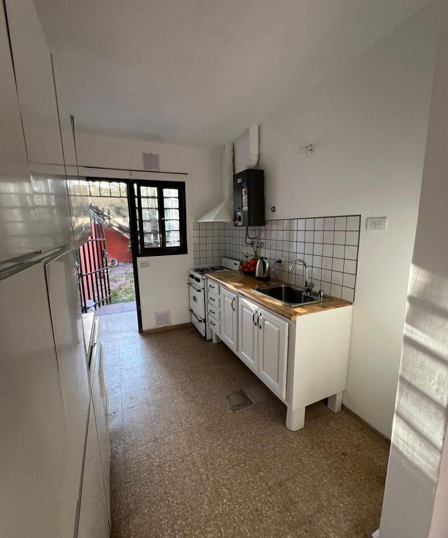 Foto de ALQUILER - Lomas De S Martín - Pablo Barrelier 2845- Hermosa casa - 3, imagen 3