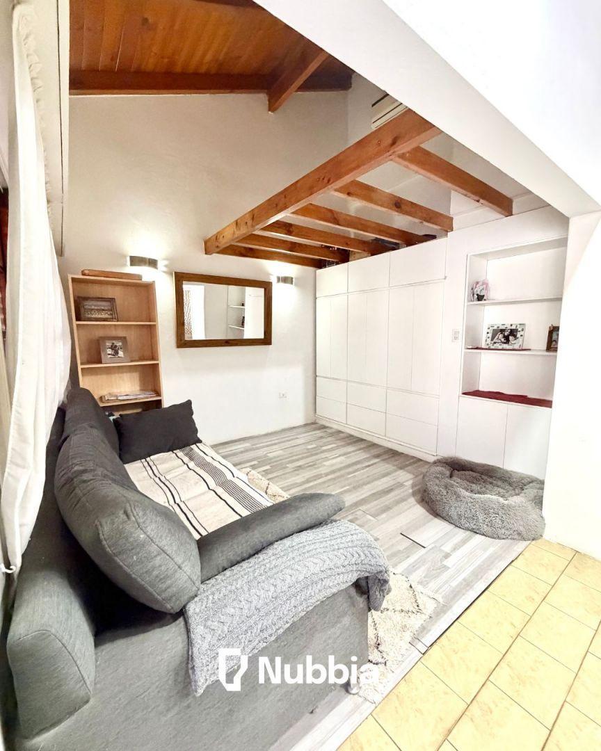Casa 5 ambientes. | Granada al 2000