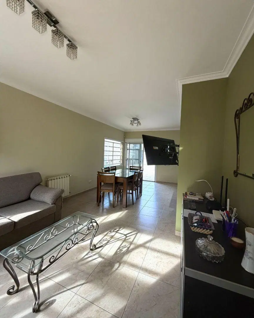 Casa 4 ambientes. | Garay al 700 1
