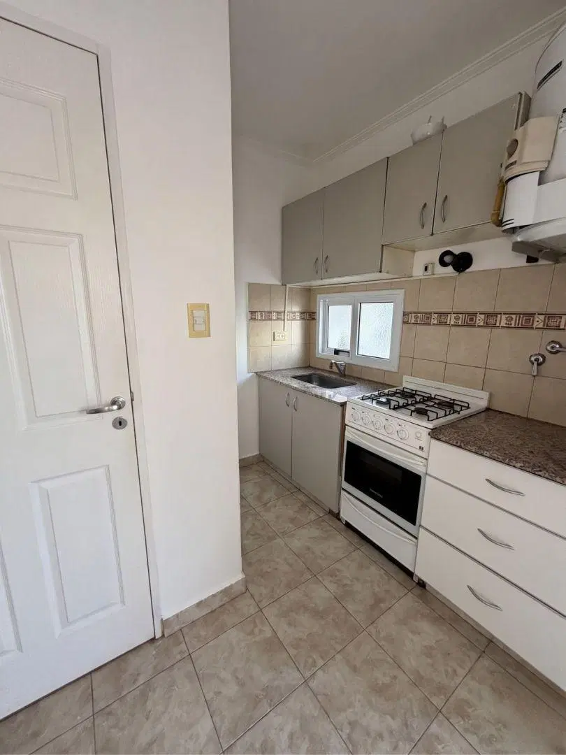Departamento 2 ambientes. | Mitre al 1500 3