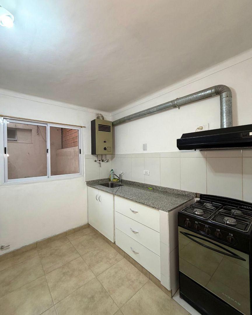 Foto de Departamento 2 ambientes. | Hipolito Yrigoyen al 500, imagen 4