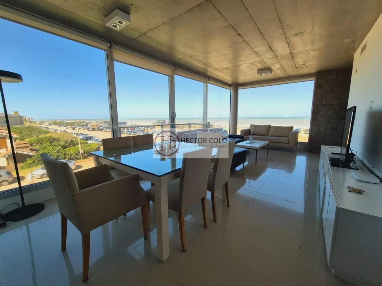 Departamento 4 ambientes frente al mar (Cod 149638) 2