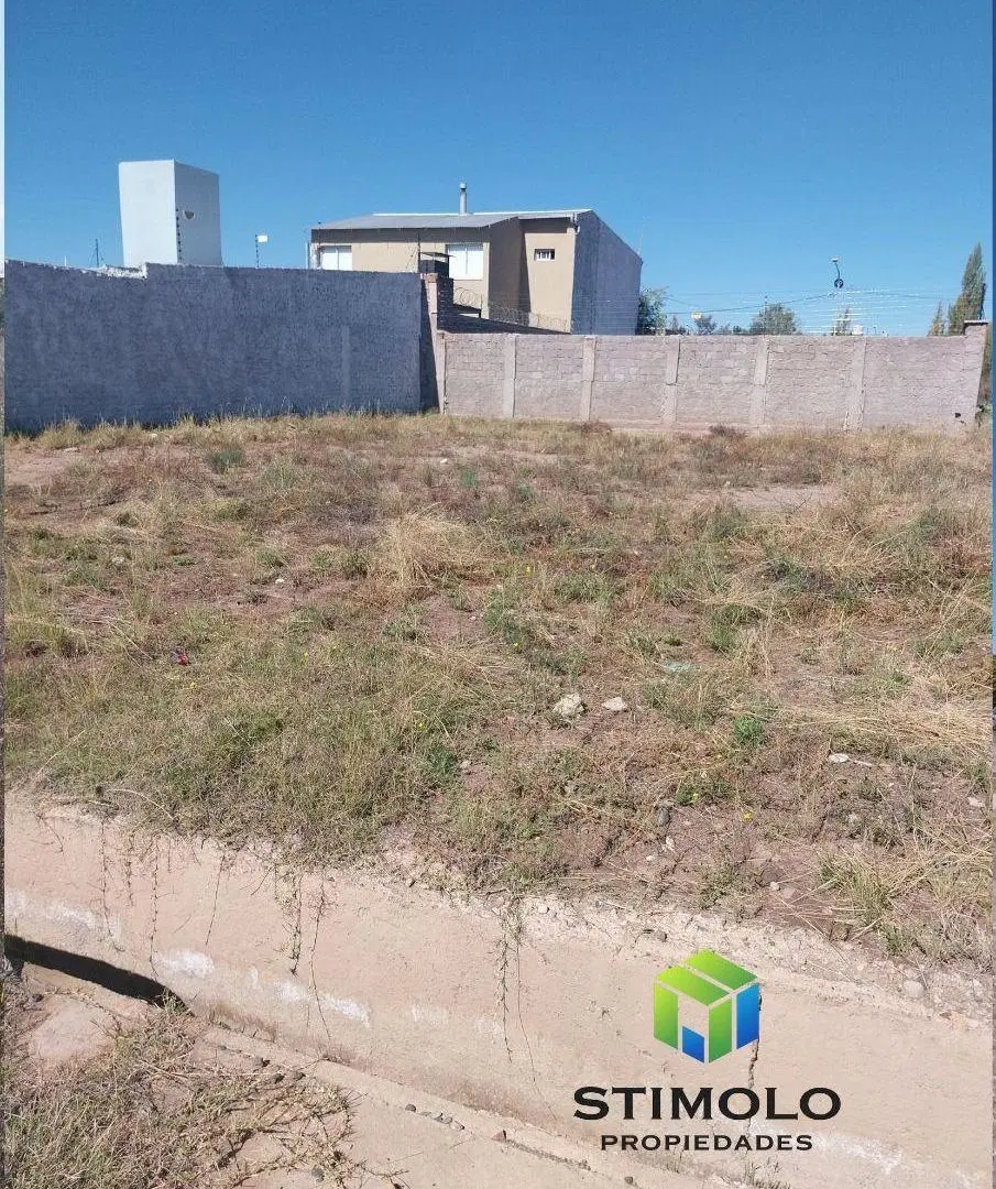 Venta de Lote Esquina en Lujan de Cuyo 4
