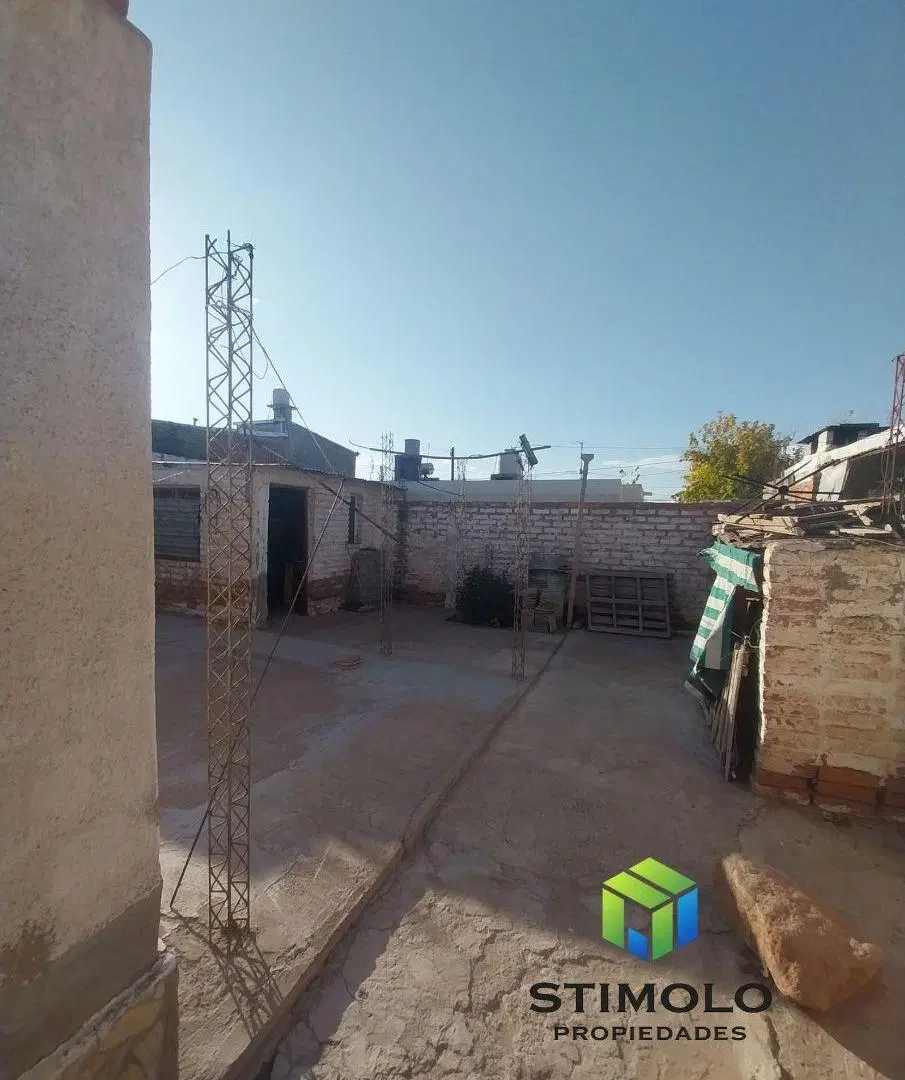 VENDO CASA EN B° SAN EDUARDO EN MAIPU 1