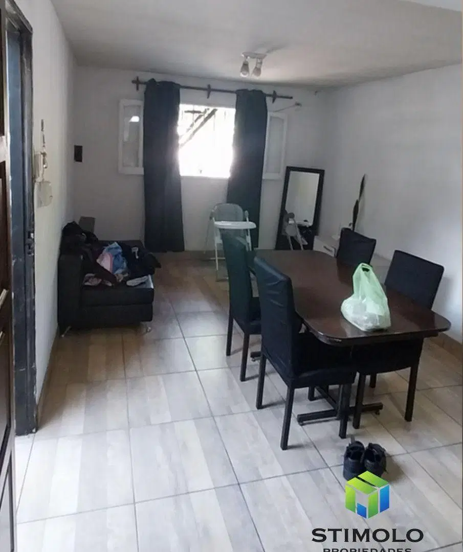 Vendo Casa con Depto en Planta Alta Apto Crédito Hipotecario en Las Heras 2