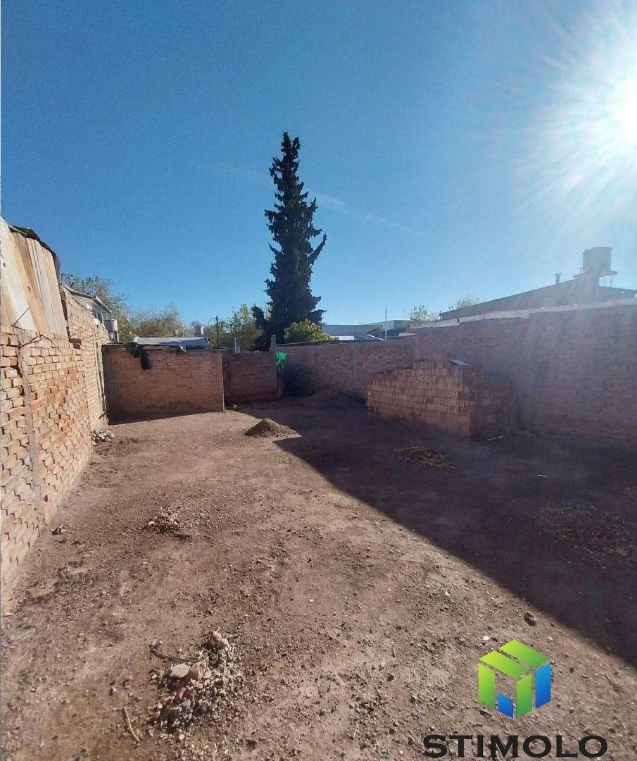 Foto de VENTA DE LOTE INTERNO DE 205 M2 A METROS DE PASO DE LOS ANDES DE GODOY, imagen 2