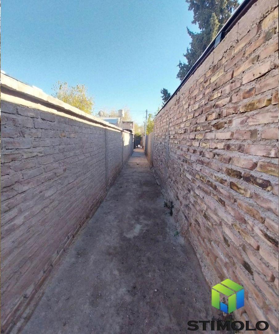 Foto de VENTA DE LOTE INTERNO DE 205 M2 A METROS DE PASO DE LOS ANDES DE GODOY, imagen 5