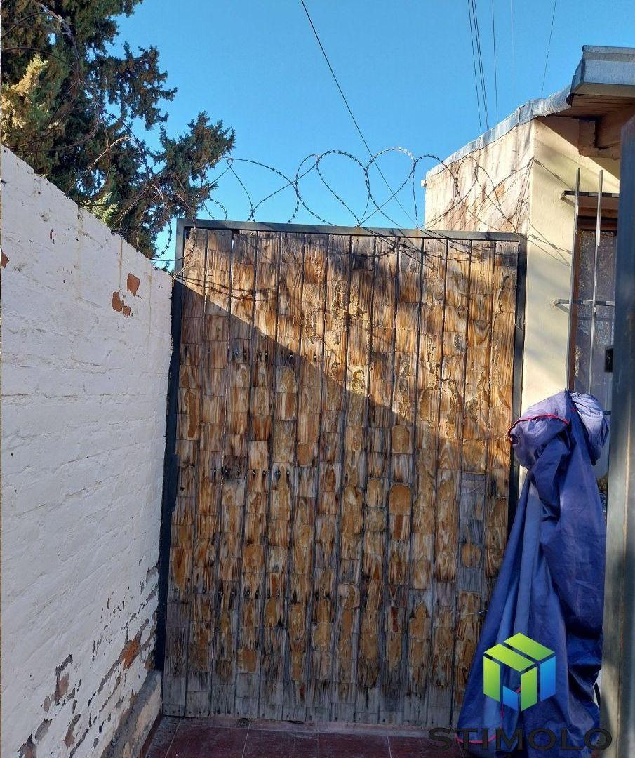Foto de VENTA DE LOTE INTERNO DE 205 M2 A METROS DE PASO DE LOS ANDES DE GODOY, imagen 4