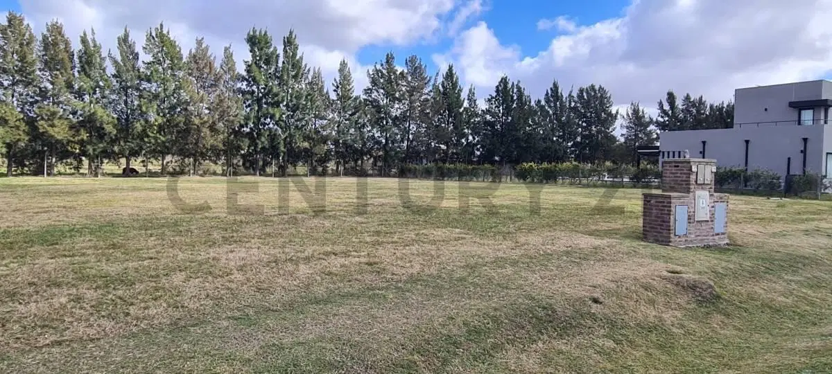 TERRENO VENTA BARRIO LAS CALANDRIAS CAMPANA 3