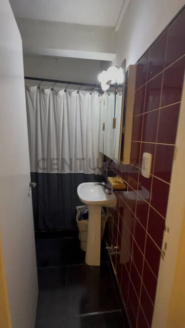 Venta Departamento de 2 Ambientes con Baulera y Lavadero Independiente en Flores CABA 5