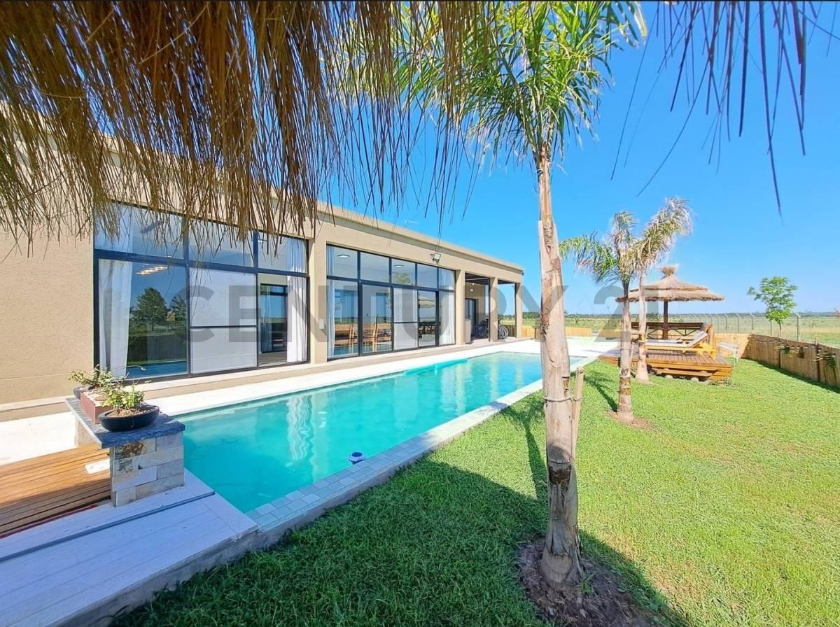 CASA COUNTRY VENTA 6 AMB. LAS CALANDRIAS CAMPANA
