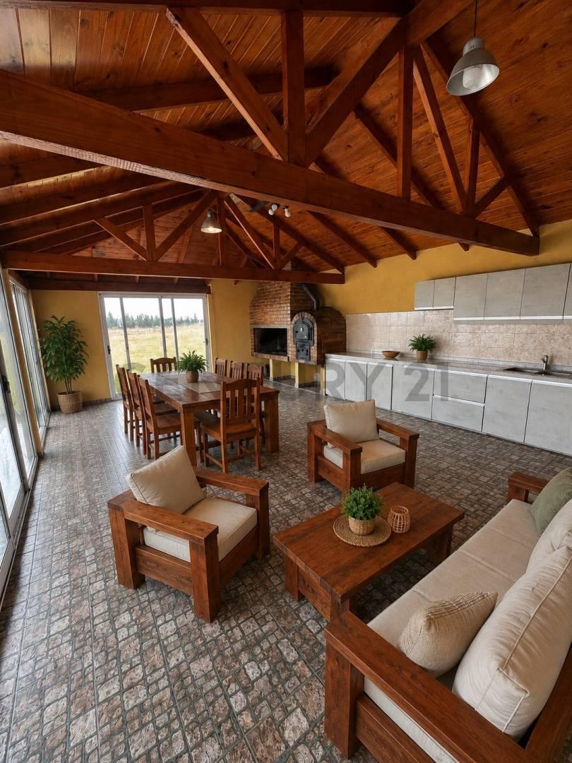 Foto de VENTA CHACRA DE 5 HA EN CAÑUELAS , CON VIVIENDA, QUINCHO Y PISCINA, imagen 1