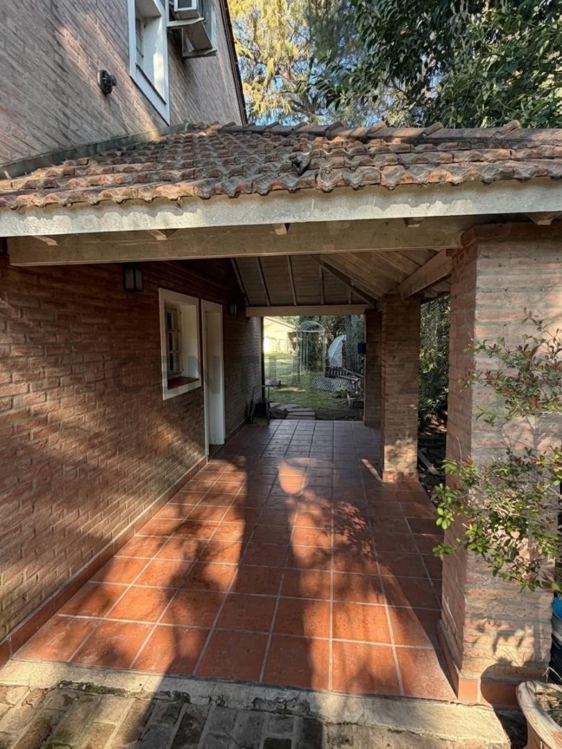 Foto de VENTA CASA DE 5 AMBIENTES EN PARQUE LELOIR, imagen 5