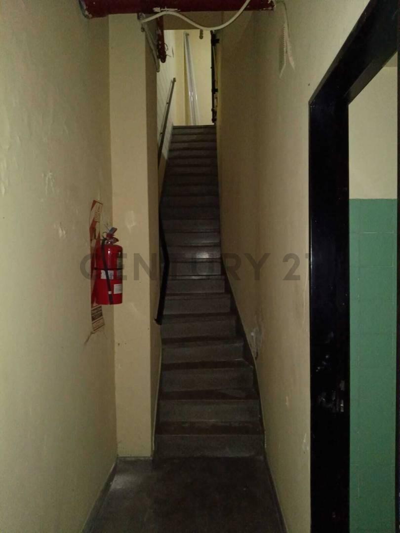 Foto de ALQUILER LOCAL COMERCIAL EN TALCAHUANO AL 900 EN TRIBUNALES CABA, imagen 4