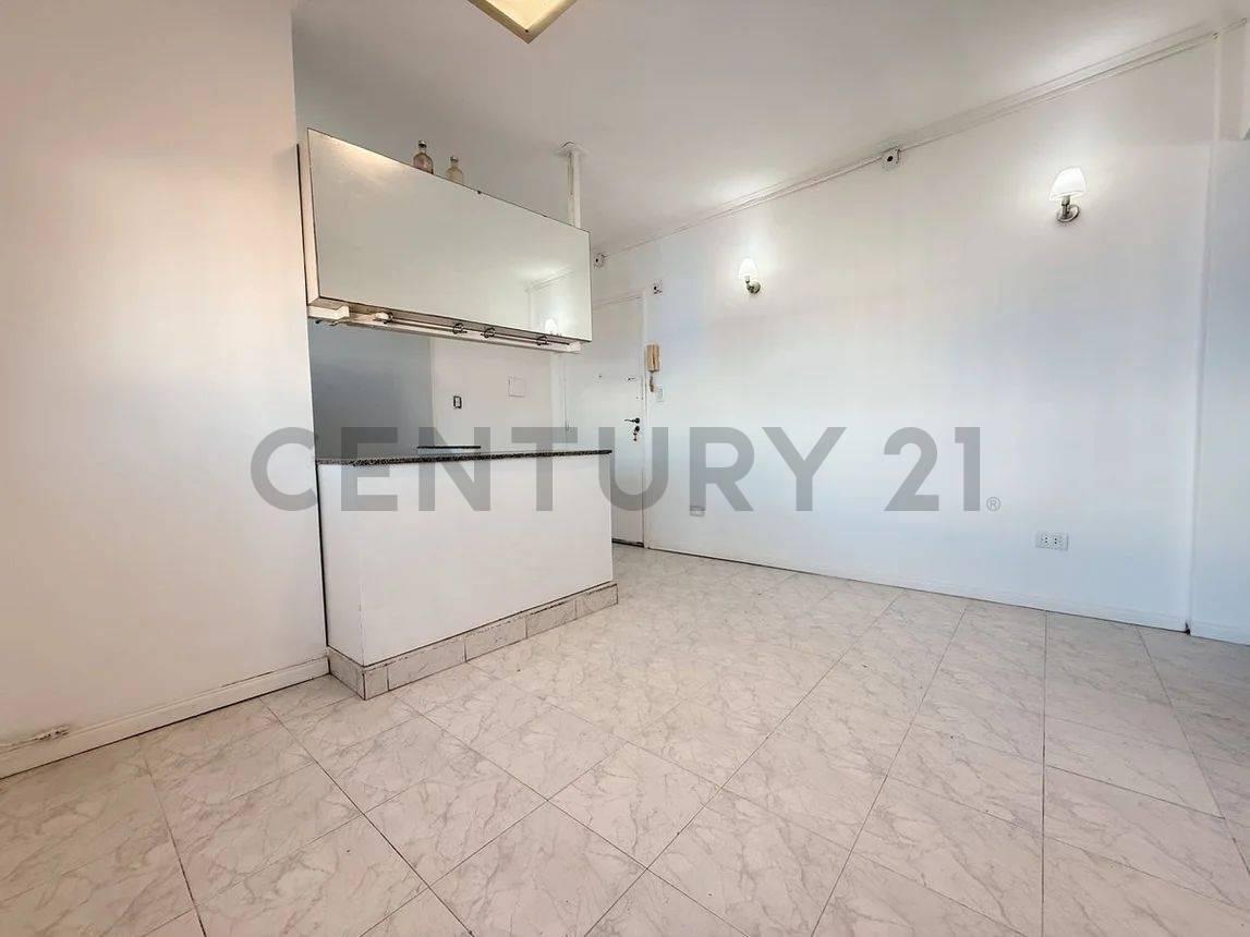 Foto de DEPARTAMENTO DE 3 AMBIENTES EN VENTA EN MATADEROS, imagen 4